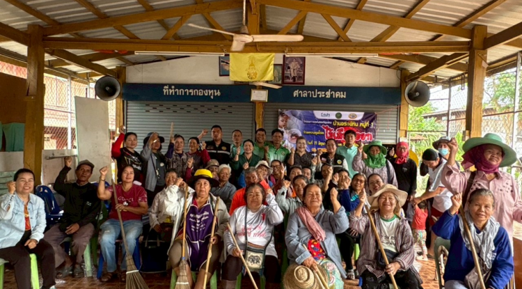 ครงการรณรงค์ชุมชนร่วมควบคุมโรคไข้เลือดออก ณ ชุมชนบ้านจระเข้หินหมู่ที่ 1