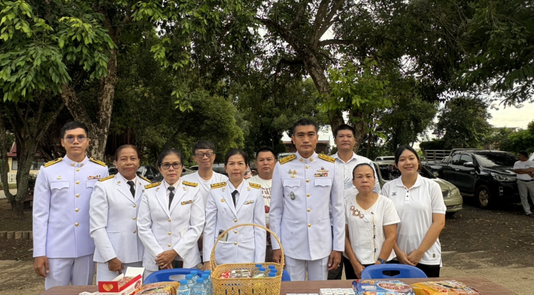 ร่วมกิจกรรมเฉลิมพระเกียรติพระบาทสมเด็จพระปรเมนทรมหาอานันทมหิดล พระอัฐมรามาธิบดินทร เนื่องในโอกาสวันพระบรมราชสมภพครบ 100 ปี 