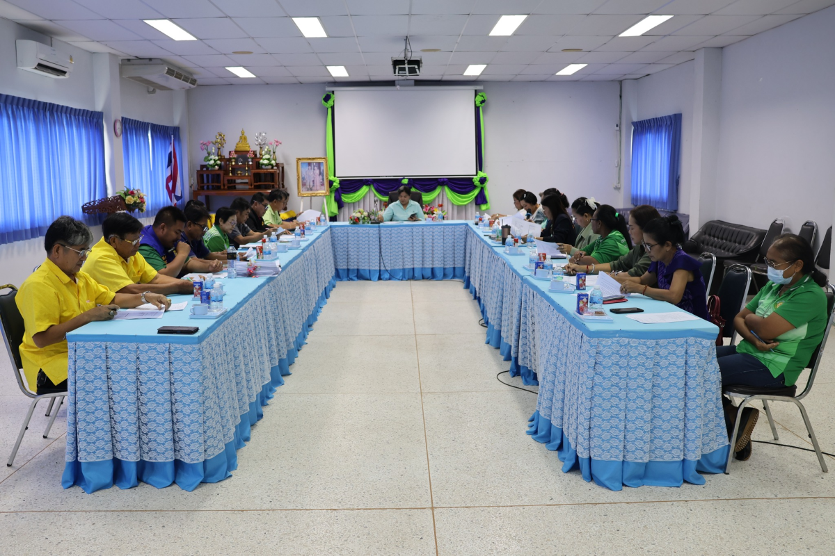 ประชุมระเบียบวาระการประชุมคณะกรรมการบริหารงานกองทุนหลักประกันสุขภาพระดับท้องถิ่นเทศบาลตำบลจระเข้หิน (ครั้งที่ 3/2568)