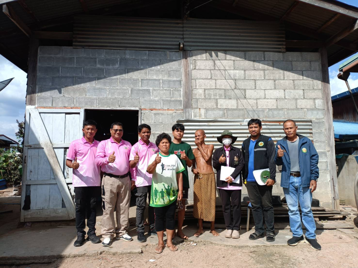 ลงพื้นที่สำรวจและเยี่ยมบ้านผู้ยากจนผู้ยากไร้ผู้ด้อยโอกาส ตามโครงการปรับสภาพแวดล้อมที่อยู่อาศัย