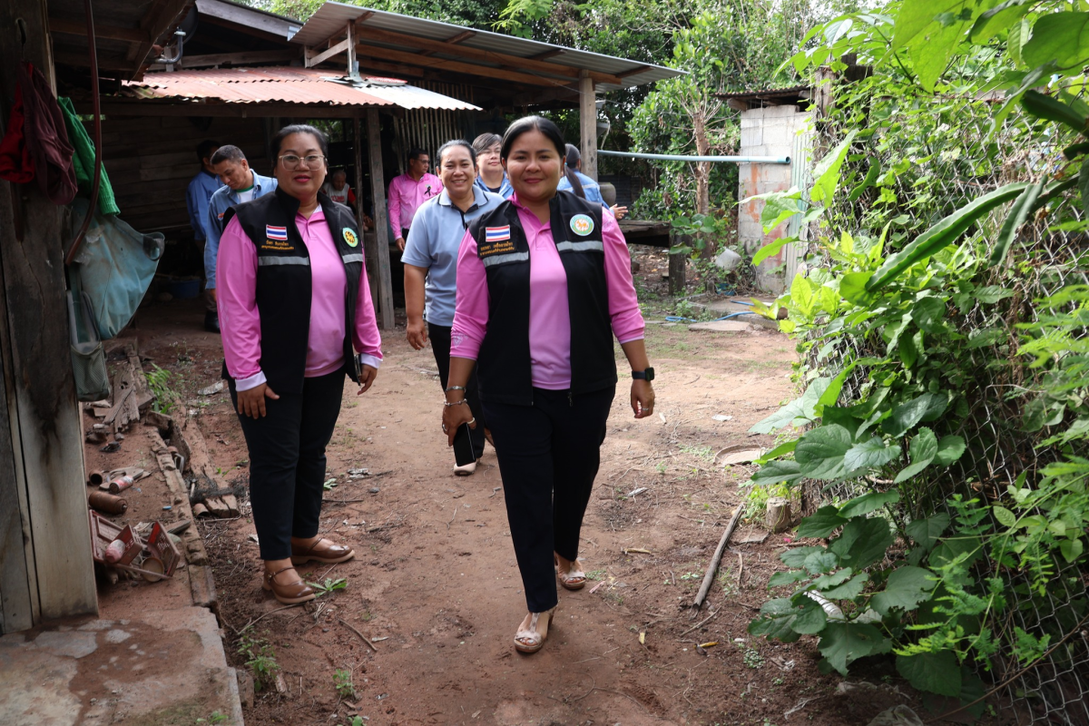 ลงพื้นที่มอบถุงยังชีพให้แก่คนพิการและผู้ป่วยติดเตียง 