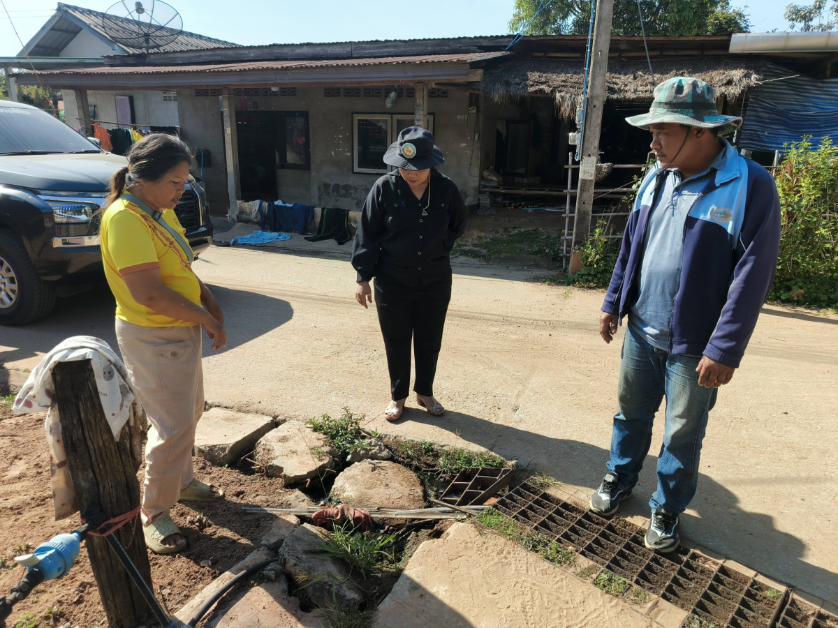 ลงพื้นที่สำรวจปัญหาท่อระบายน้ำตามคำร้องขอของประชาชน เพื่อหาแนวทางการแก้ไขต่อไป ณ หมู่ที่ 8 และ หมู่ที่ 6 