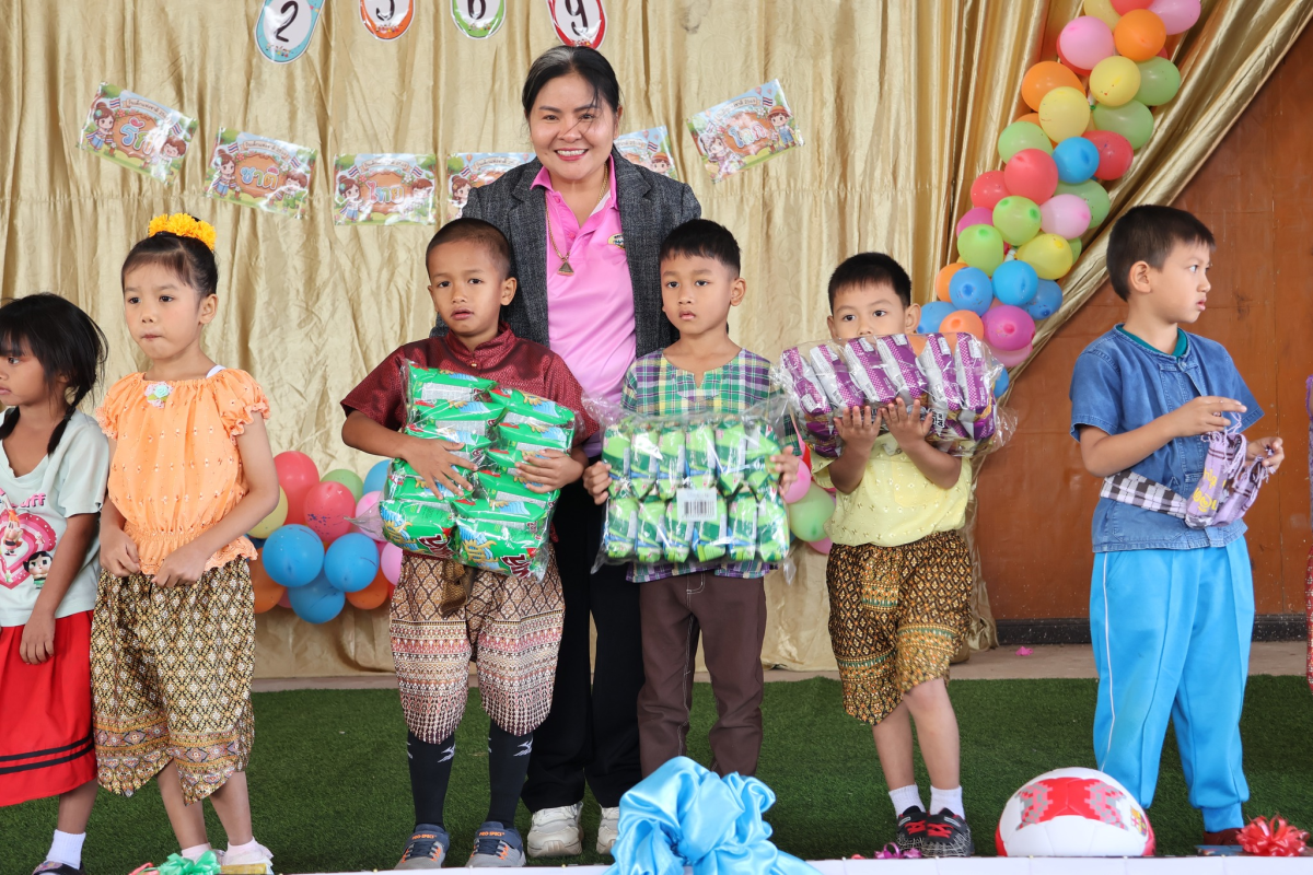 ข้าร่วมกิจกรรมวันเด็กแห่งชาติประจำปี 2569 และได้มอบขนมและของรางวัลให้กับเด็ก ๆ เพื่อสร้างรอยยิ้มและความสุขในกิจกรรมวันเด็กแห่งชาติประจำปี 2569 ณ โรงเรียนในเขตตำบลจระเข้หิน