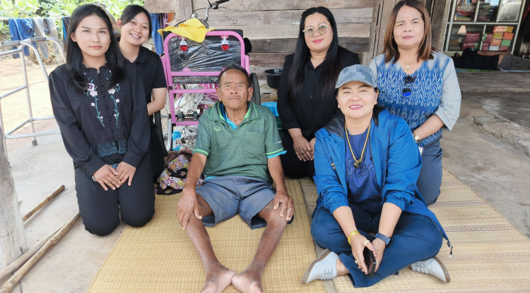 ลงพื้นที่ปรับปรุงห้องน้ำให้แก่ นายมี จับปิดครบุรี 